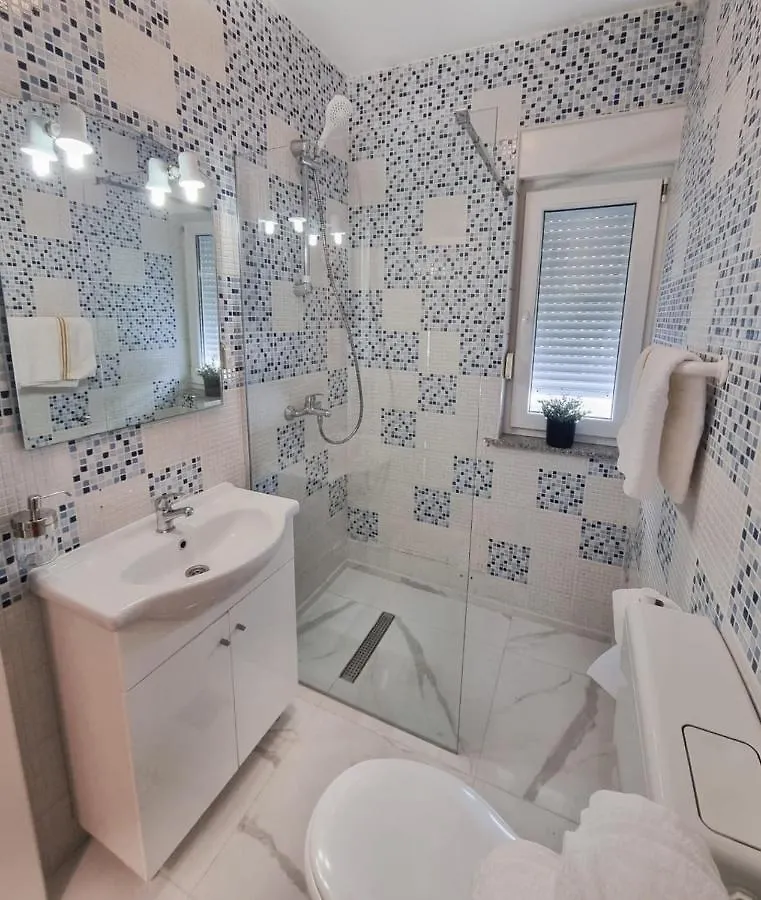 Apartments Paklenica Stari Grad